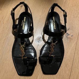 Saint Laurent Cassandra sandals. Like new . Worn once